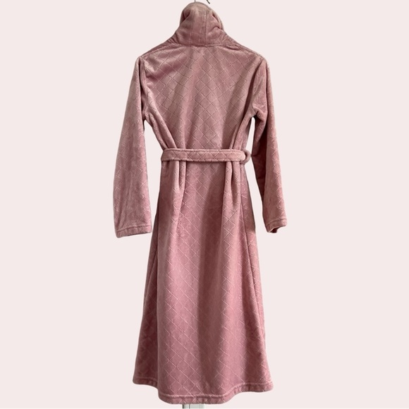 La Vie En Rose Women’s Plush Rose Pink Diamond Pattern Robe Small - Picture 3 of 4